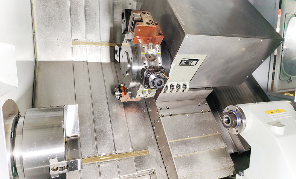 车铣复合机床内部